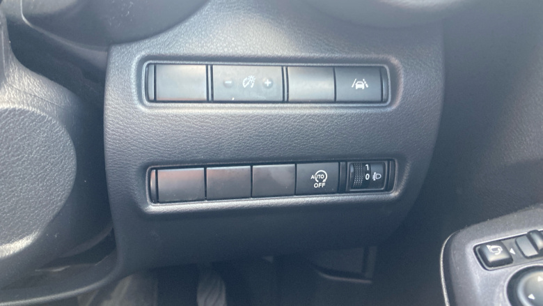 Nissan Juke 1.0 DiG-T 114 N-Connecta 5dr DCT Petrol Hatchback